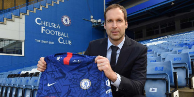 Petr Cech Anulir Pensiunnya Sendiri?
